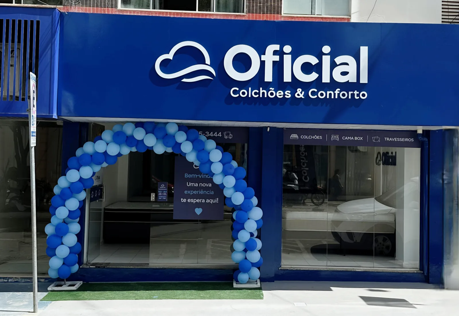 Fachada da loja Oficial Colchões & Conforto na Rua Dr. Abílio Farias, Centro de Barreiras (BA)